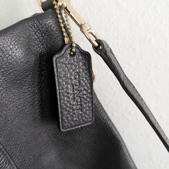Coach Black Pebbled Leather Women's Bag - Picture 5 of 9